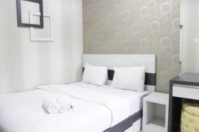 Simply Homey 2BR Apartment Parahyangan Residence By Travelio